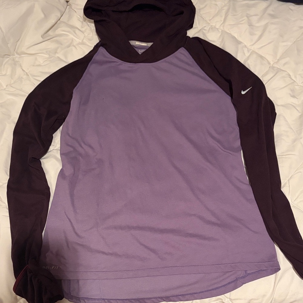 Nike Lavender and Dark Brown dry fit runner long sleeve